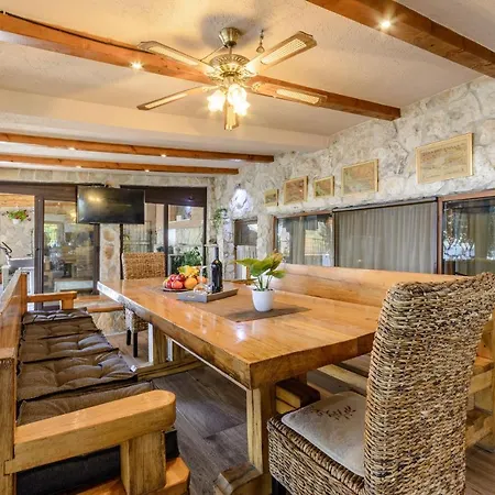 Villa Secluded Paradise Omis