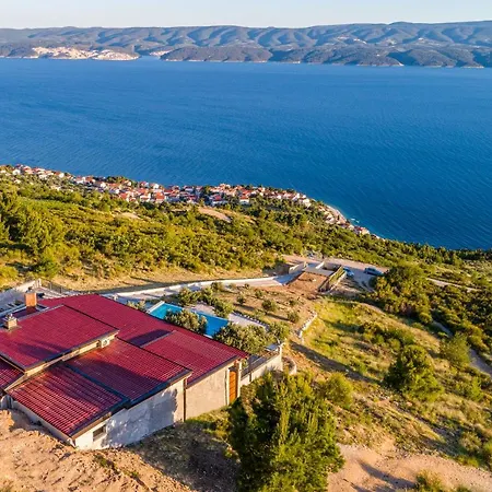 Secluded Paradise * Omis