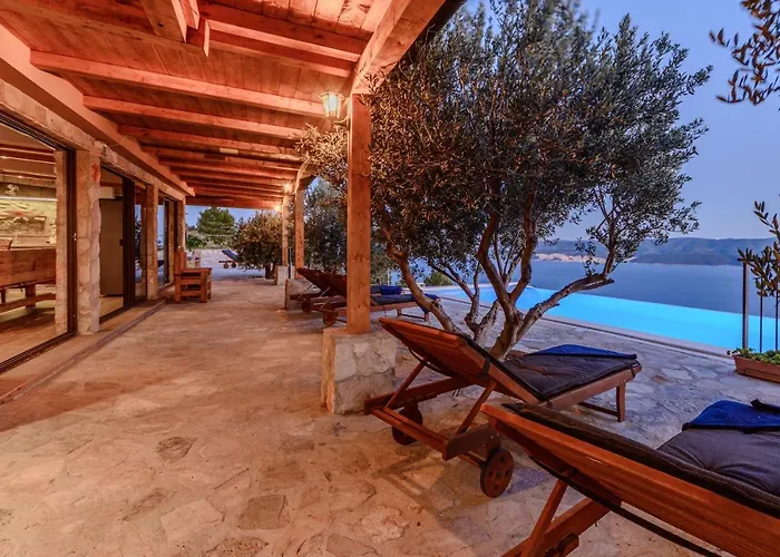 Secluded Paradise *